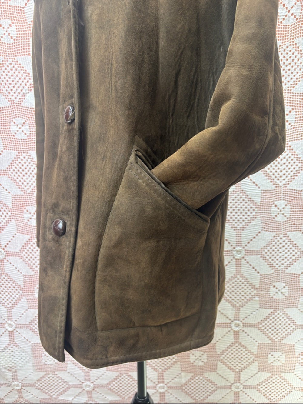 Vintage Suede Shearling Coat – Made in England - Picture 5 of 12